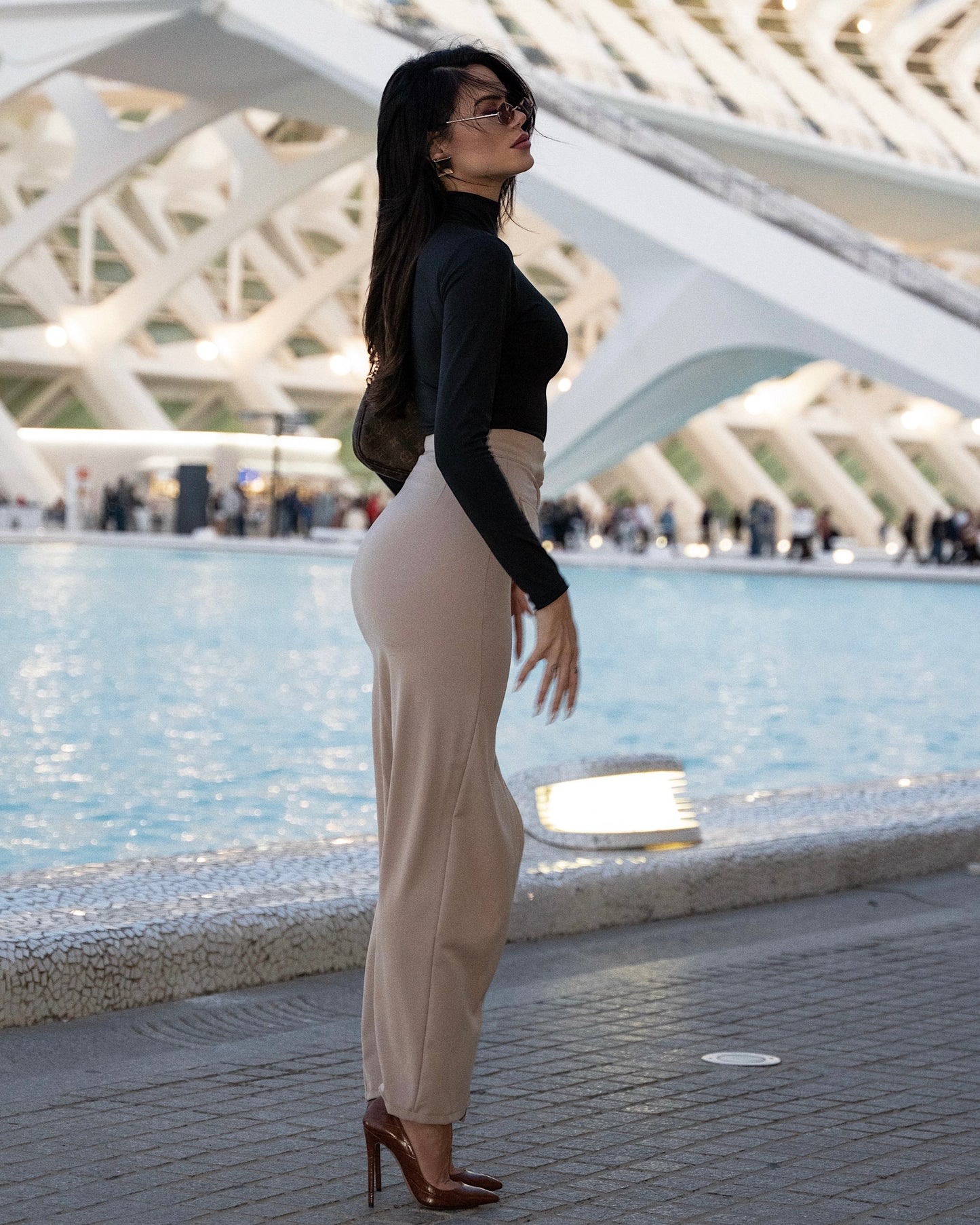 Suknja visok struk